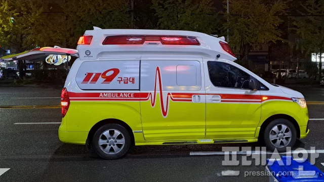 구급차 자료사진 · 해당 공주 사고 현장 사진 아님